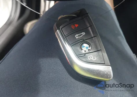 2022 BMW 330I xDrive from USA, damaged, VIN 3MW5R7J09N8C48244